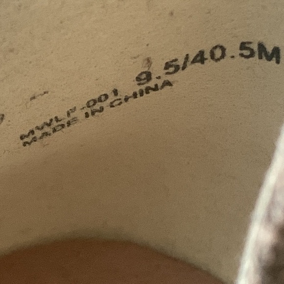 Chinese laundry Los Angeles Snake print high heel shoes original label size 9.5 - Picture 10 of 15